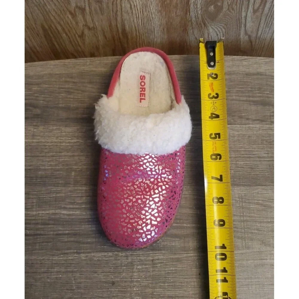 Sorel Nakiska™ Slide II Slippers Youth Size‎ 4 Pink